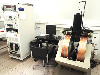 Vector VSM at the Universite de Lorraine. Automated angular rotation and oven heating to 650°C.